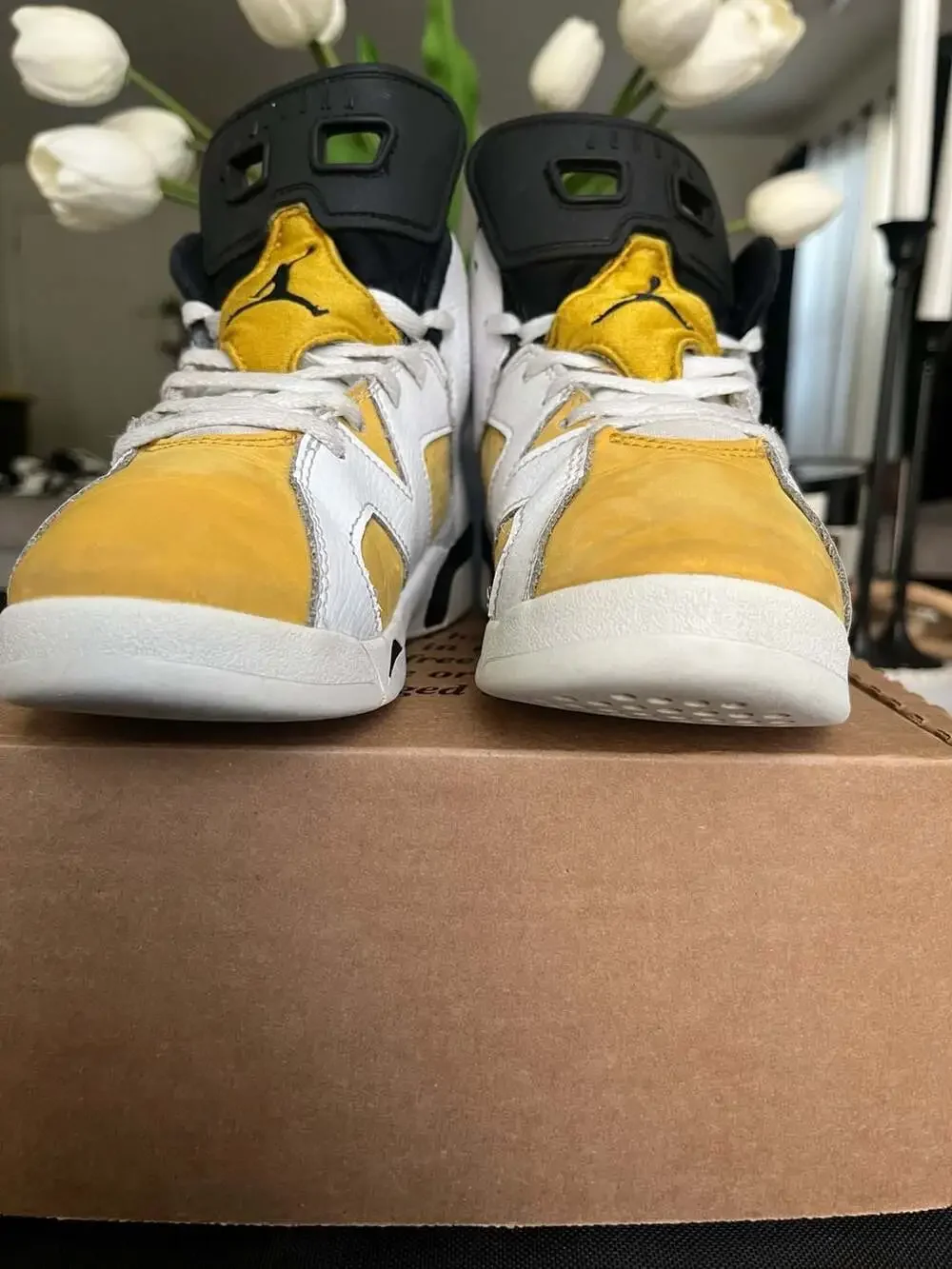 Air Jordan 6 Retro Yellow Ochre Basketball Sneakers size 2y